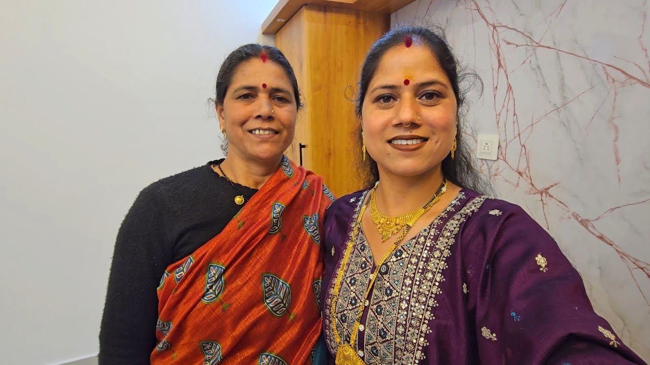 घर बनाने के बाद माँ को है बहू का इंतजार || Pahadi Lifestyle Vlog || Priyanka Tiwari ||