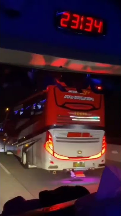 CINEMATIC BUS FULL STROBO