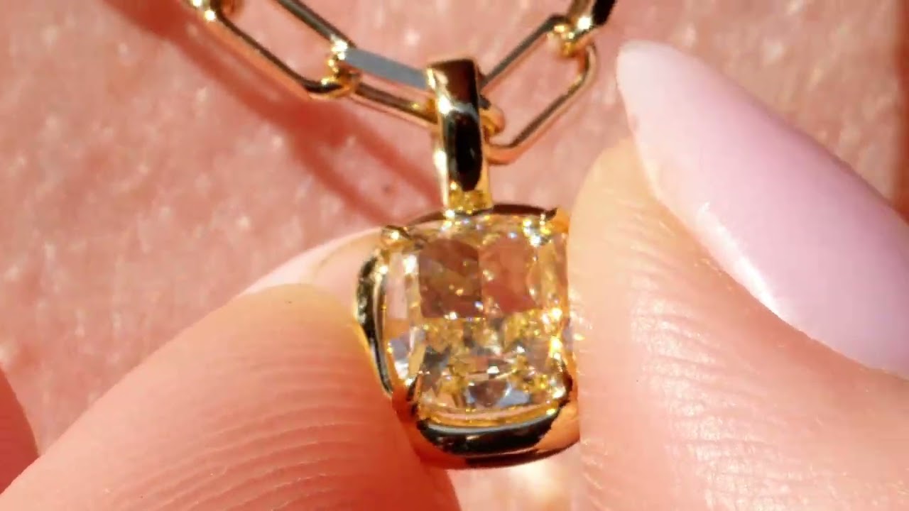 Yellow Gold Cushion Diamond Necklace In 18K With 1.51 Ct Gia - Orogem Jewelers