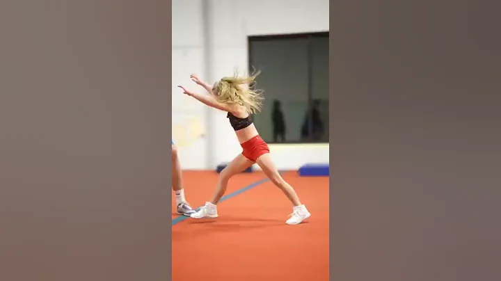Cheerleading Stunt#breathtaki...  #shorts @Gauge Stricklin
