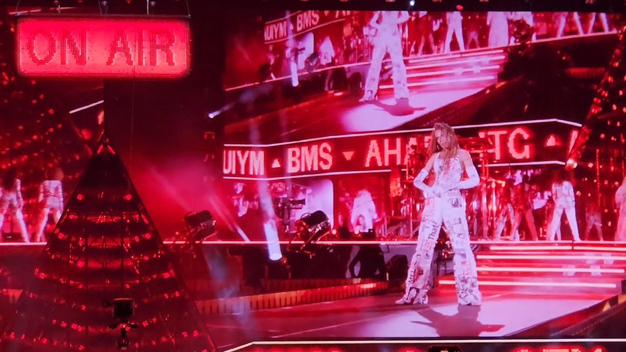 Beyonce AMERICA HAS A PROBLEM/SPAGHETTII in Los Angeles Night 2 (Cowboy Carter Tour)