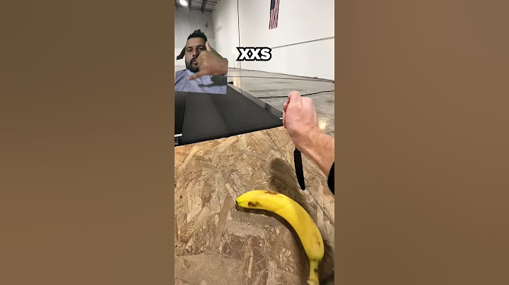 banana vs sword on conveyor belt #shorts