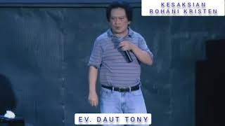 Kutuk Alam Kubur  Oleh Daud Tony