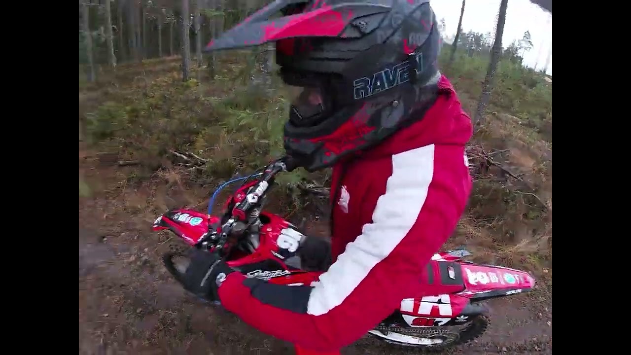 покатались по лесу !!!