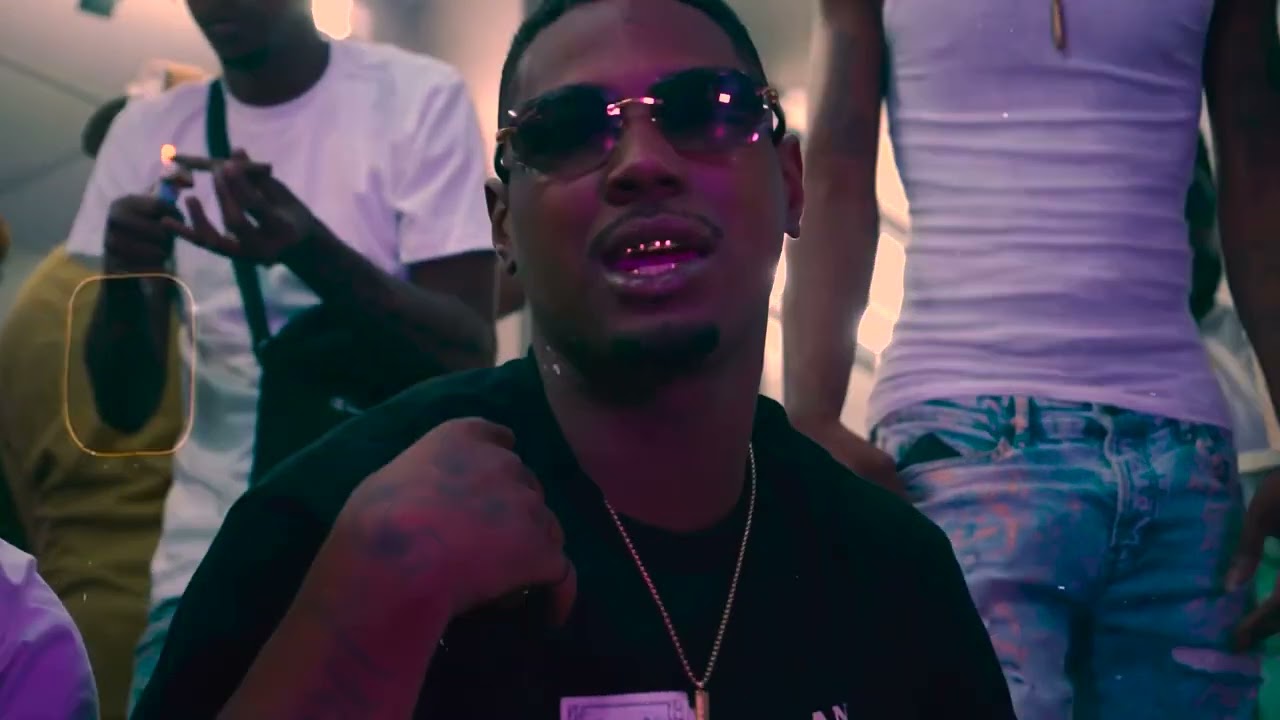 Busboiluv - Left Pocket Check (Official Music Video) 