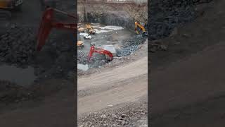 Tata hitachi EX200 Lc loading excavator #excavator #loading #tatahitachi #viral #youtubeshorts