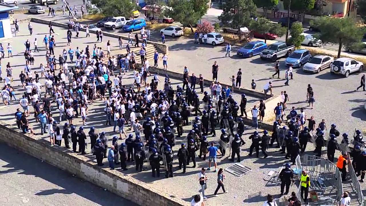 Γουρούνια επιτίθενται σε Απολλωνίστες χωρίς λόγο