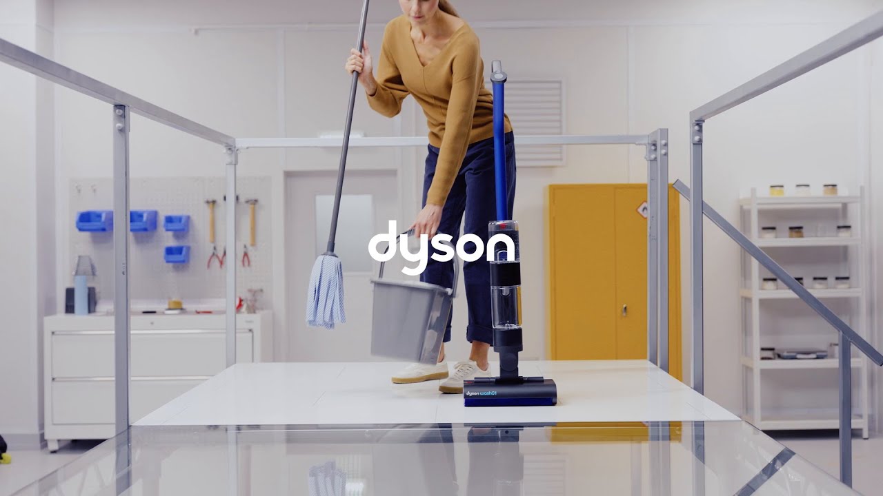Dyson — Dyson WashG1 — Lave la saleté que les autres répandent autour d'eux (YouTube video ad)