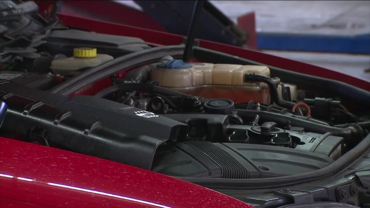 The difference between a thirdparty car warranty and a dealership