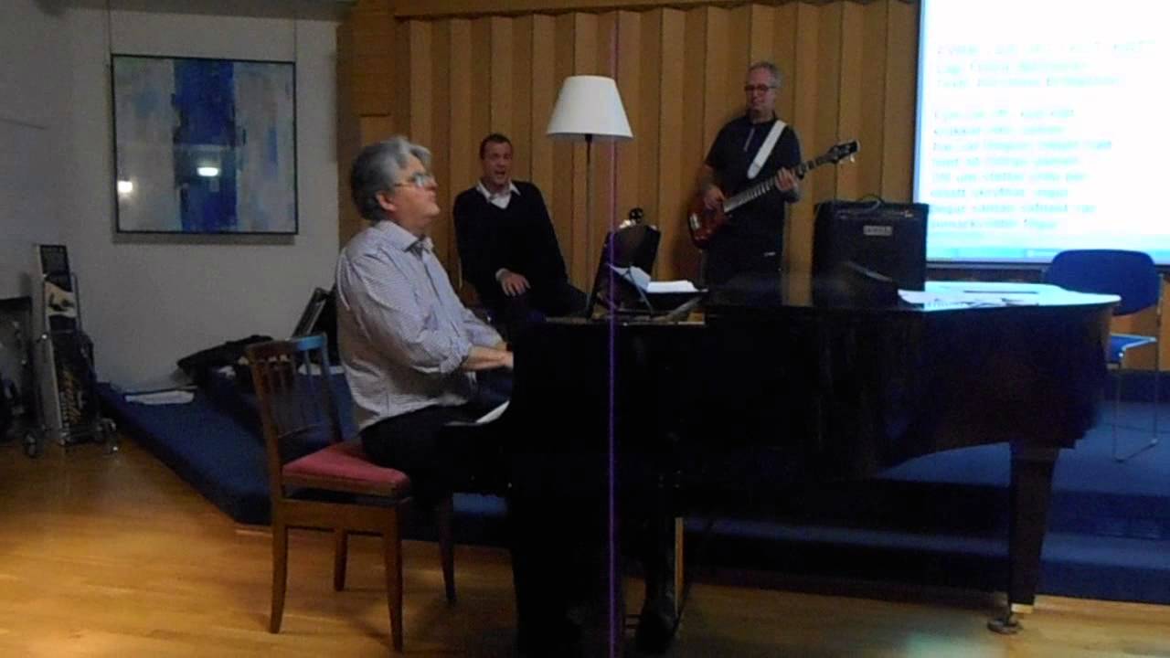 Sveinn Rúnar og Hælarnir syngja Dísu - YouTube