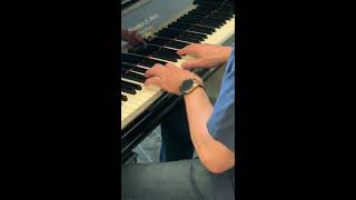 Volveremos A Juntarnos, Volveremos A Brindar **With Piano Chords**