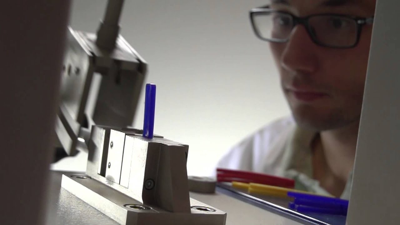 Pendolo di Charpy / Charpy pendulum impact test