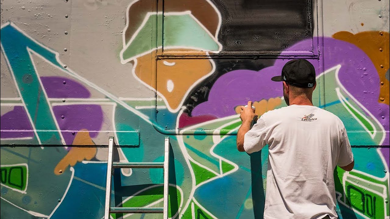 train graffiti book MOLOTOW™ Train - APLE76 & WOBE | LECTRICS