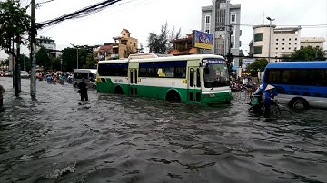 Tin tức 24h: Triều cường đạt đỉnh, TP. Hồ Chí Minh lại ngập