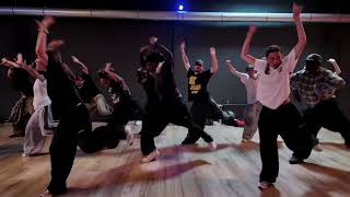 Download Lagu UYAH! - Uncle Waffles, 2wo Bunnies, Jay Music (feat. Imbongi Yosizi) // Choreo by Alpha MP3 Download Lagu UYAH! - Uncle Waffles, 2wo Bunnies, Jay Music (feat. Imbongi Yosizi) // Choreo by Alpha MP3