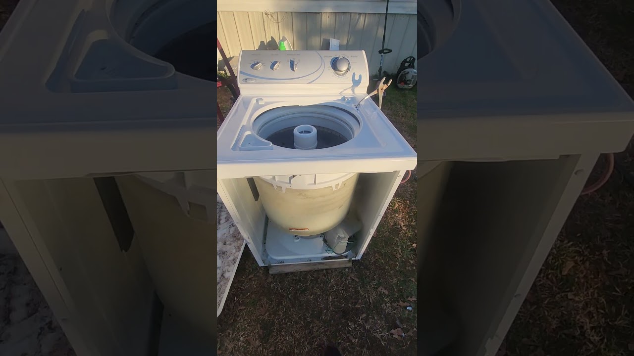 Maytag (Norge) Legacy Series agitation clip after transmission repair