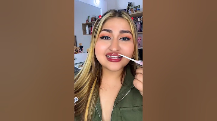 PUTTING ON 100 COATS OF LIPSTICK THAT MAKES YOUR LIPS GROW 👄