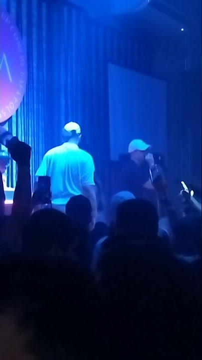 show do #costagold com flow do Tio #nog na música #apita