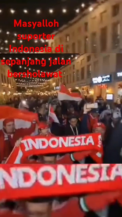 Masyalloh tabaraqalloh merinding denger suporter Indonesia sepanjang jalan bersholawat #shorts