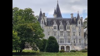 Beautiful chateau for sale between Tours and Le Mans