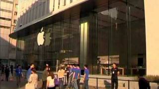 Chinese mainland´s biggest apple store opens