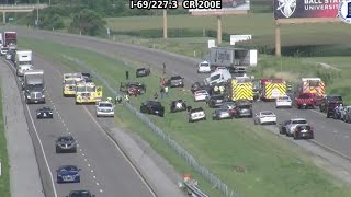 ISP: Semi-truck causes 10 car pileup, injuring 4 and shutting down I-69