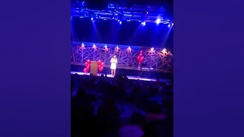 Teresa Naylor Sings for Abused Children: The Red B...