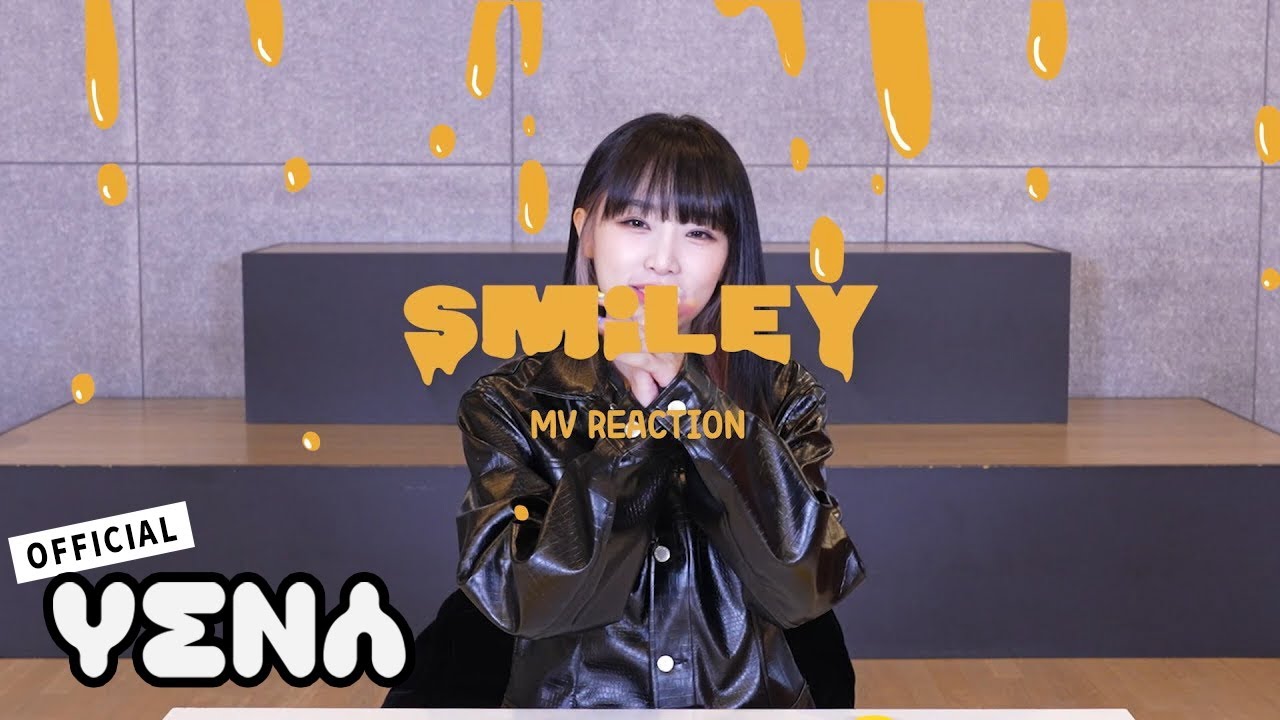 YENA(최예나) - M/V COMMENTARY