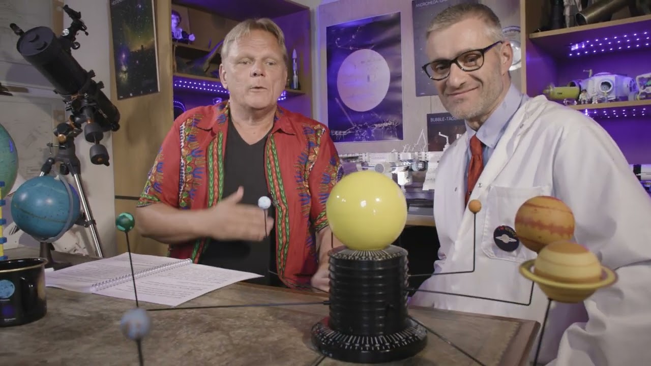 Sigurd fortæller om rummet  - 01