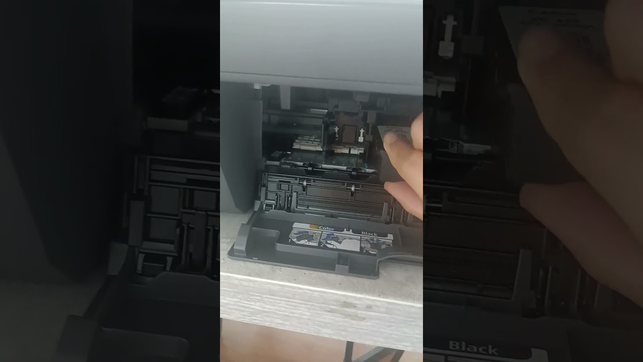 установка и извлечение картриджей  струйного принтера canon pixma MG2541S 