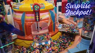 Surprise Candy Pusher JACKPOT!! - Winning Lots of Chocolate - BIG SWEET LAND Fun Arcade Game screenshot 1