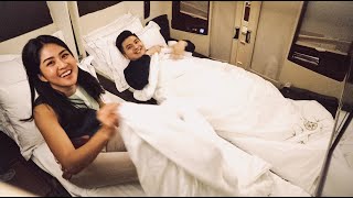 TIDUR SAMA PRAMUGARI VIRAL DI PESAWAT FIRST CLASS. (SINGAPORE AIRLINES SIN-HKG SUITES)