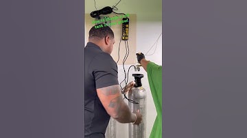 How to change a co2 tank in your grow. #gardening #motivation #duet #lifeisbutadream #behindthe#fire