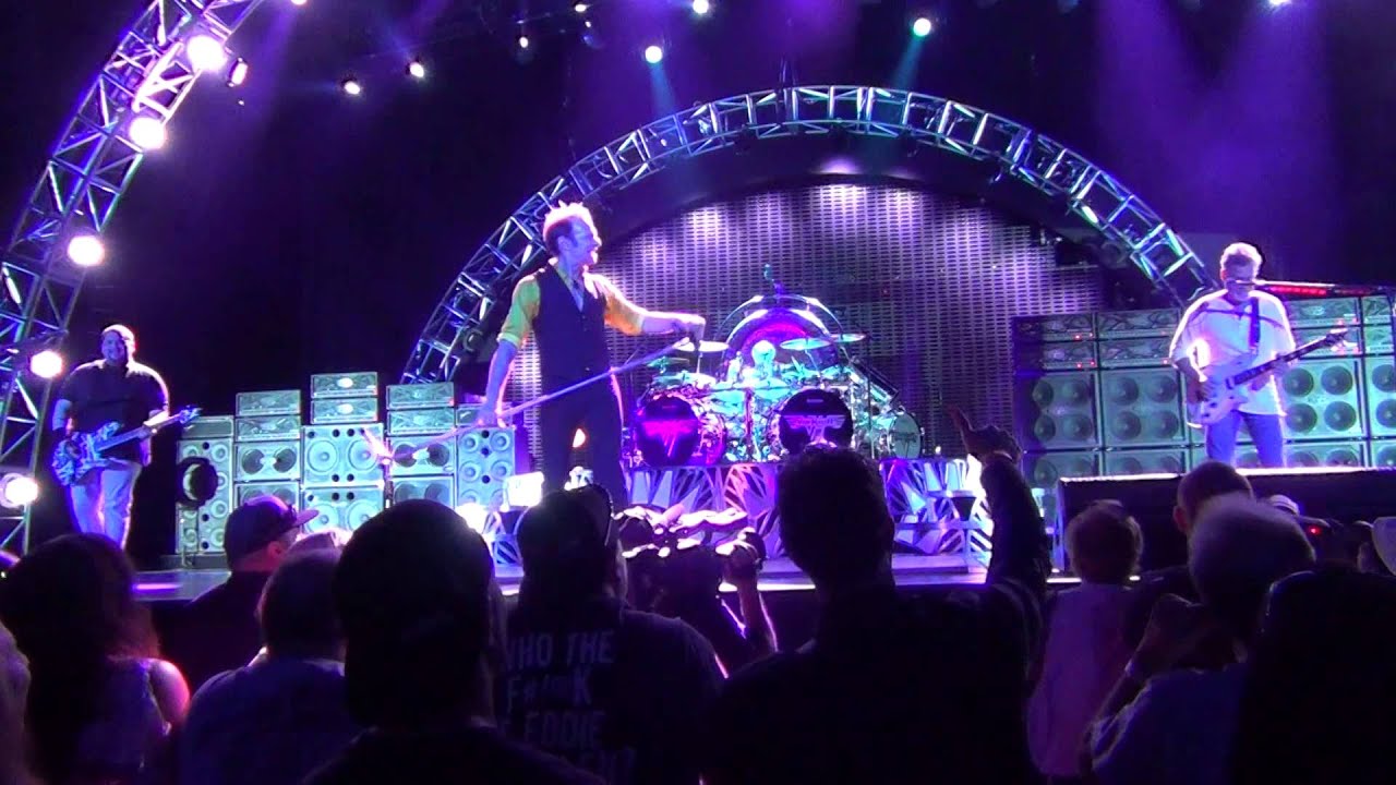 Van Halen: Romeo Delight  live in San Bernadino, Ca. July 11, 2015. 3rd row pit, HD.