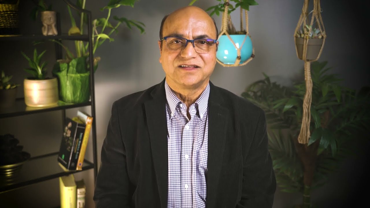 Meet Dr. Shailinder Sodhi, BAMS, ND - President Of Ayush Herbs®