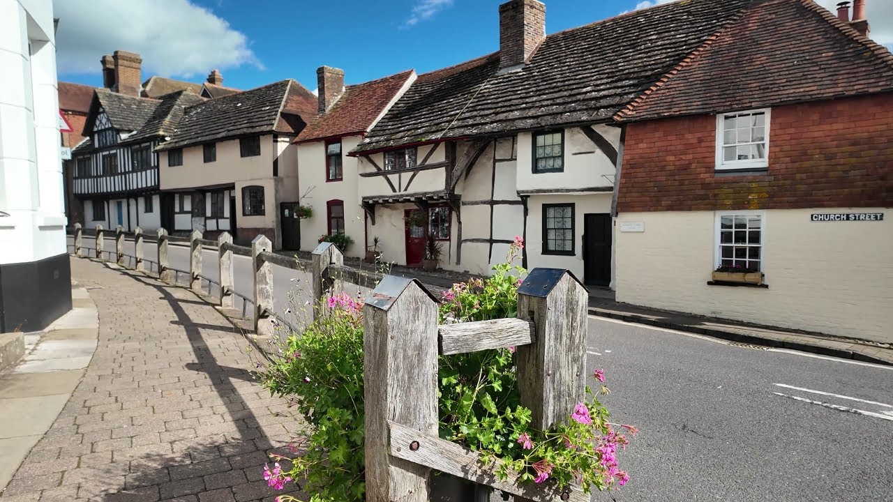 Exploring Steyning: The Enchanting 12th Century Market Town Frozen in Time