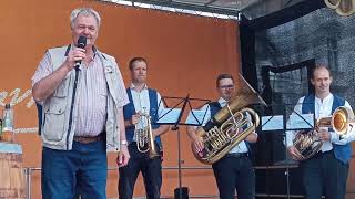 Frühschoppen mit dem Stallberg Quartett Konzert Weinviertel Fest am Hof in Wien 2024