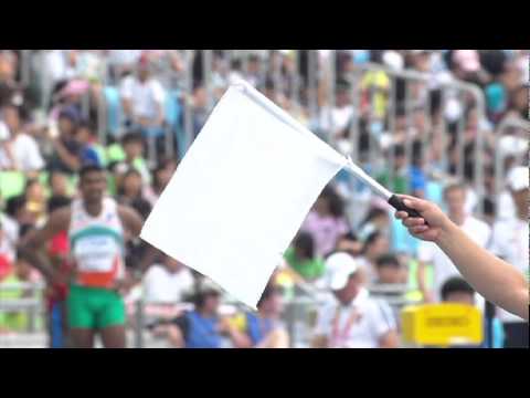 Video: James DeGale visar dig hur man kastar ett slag