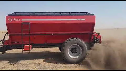 Rovic RL 10 000 Spreader