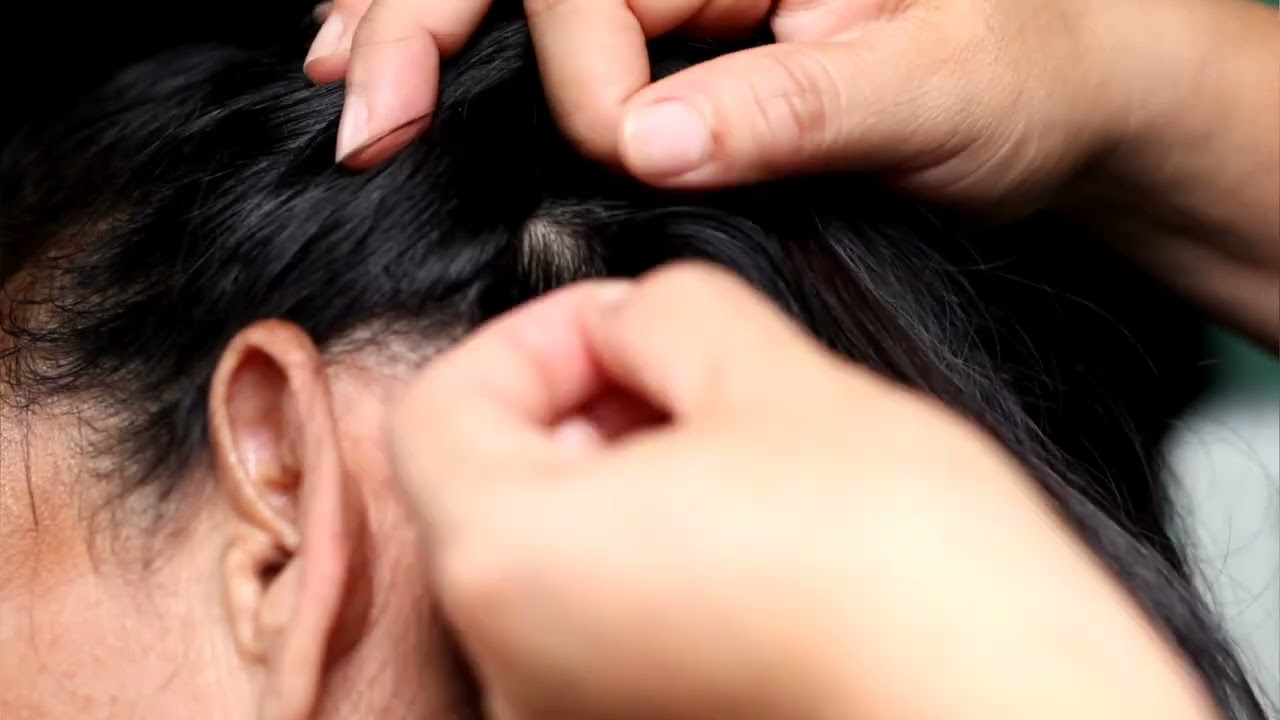 Asmr/ Scratching long hair.