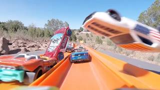 4K re-upload: More Quarter Pipe Action on Hot Wheels Hill