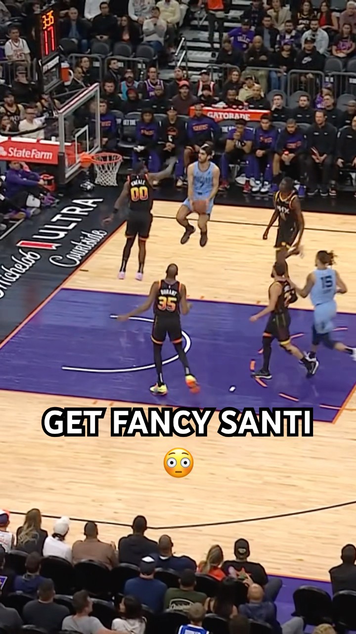 Santi Aldama with the tough layup