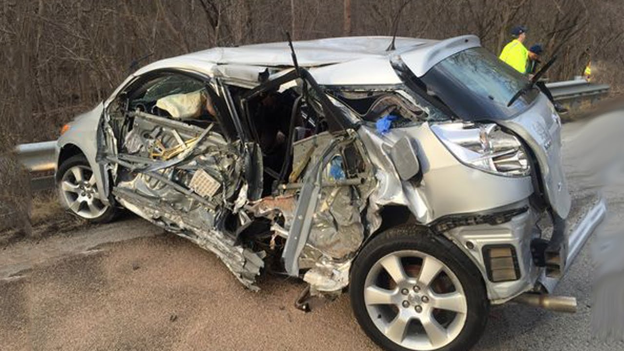 Latest Car Accident Of Toyota Matrix Road Crash Compilation Latest Car Accident Of Toyota Matrix Road Crash Compilation Auto 2016 2017 2018
