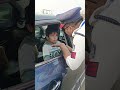 बच्चों की सुरक्षा—Vehicle के बाहर हाथ-सिर नहीं निकालें 🚫 #RoadSafety #childsafety #trafficrules