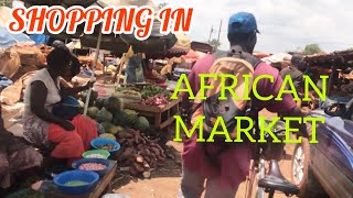 AFRICAN VILLAGE MARKET\/SHOPPING USING CHECKLIST