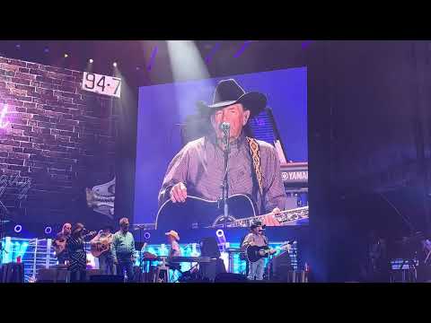 George Strait Every Little Honky Tonk Bar 2024 Jersey Met Life Stadium 