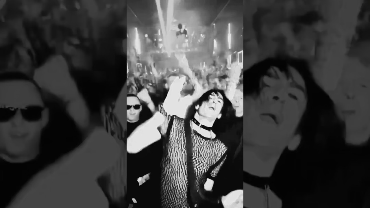 „Like That“ by MV x Hollow at Hogwarts look like this 🪄🤹♂️ #rave #techno adlı videoyu YouTube'da izle „Like That“ by MV x Hollow at Hogwarts look like this 🪄🤹♂️ #rave #techno adlı videoyu YouTube'da izle