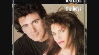 Video thumbnail of "Baillie and the Boys - (Now And Then There's) A Fool Such As I"