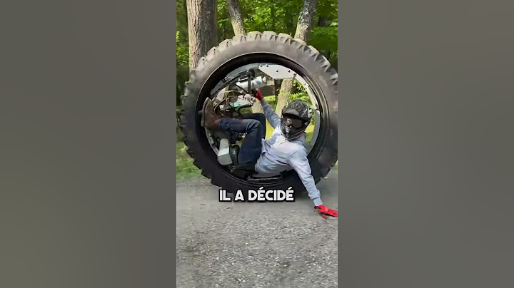 Ce mec n'a plus de permis alors il a fabriqué son propre véhicule (@johnshadis)