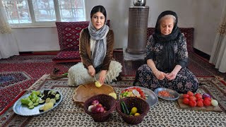 Cooking traditional recipe with lamb & vegetables in the snowy village♡Iran Village